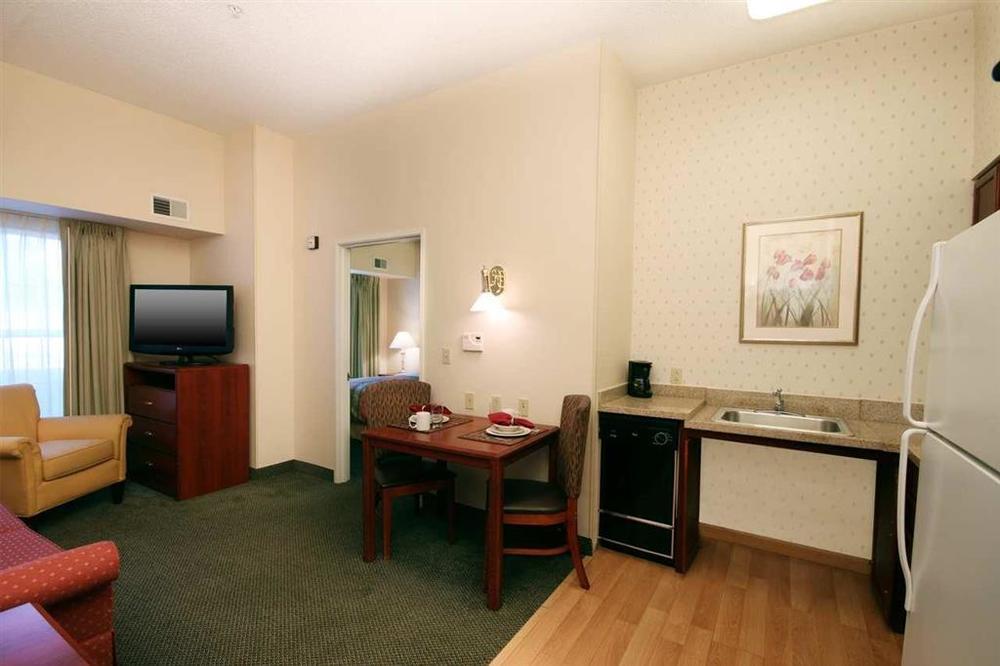 Homewood Suites By Hilton Erie Kearsarge Δωμάτιο φωτογραφία