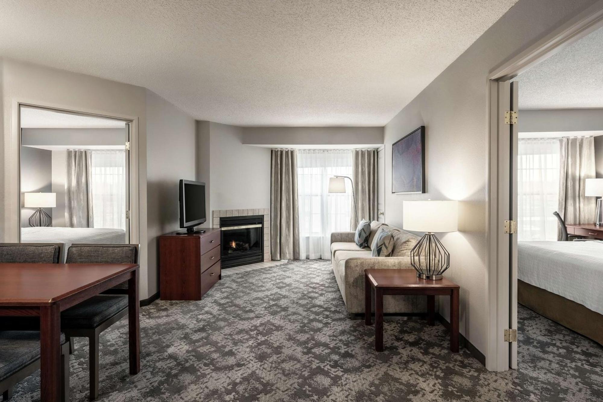 Homewood Suites By Hilton Erie Kearsarge Εξωτερικό φωτογραφία