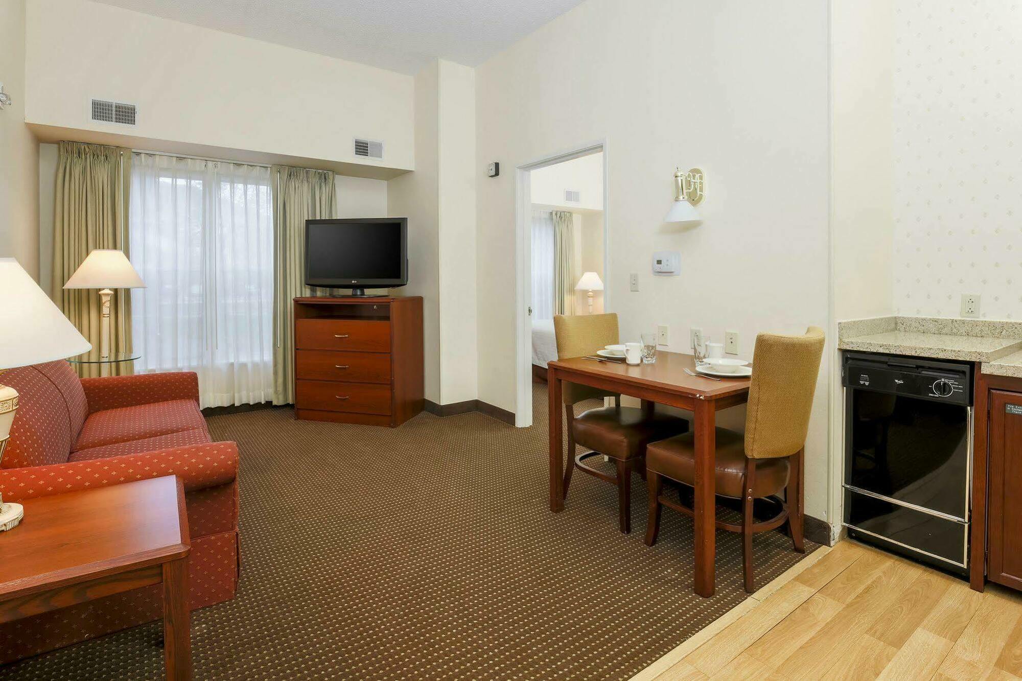 Homewood Suites By Hilton Erie Kearsarge Εξωτερικό φωτογραφία